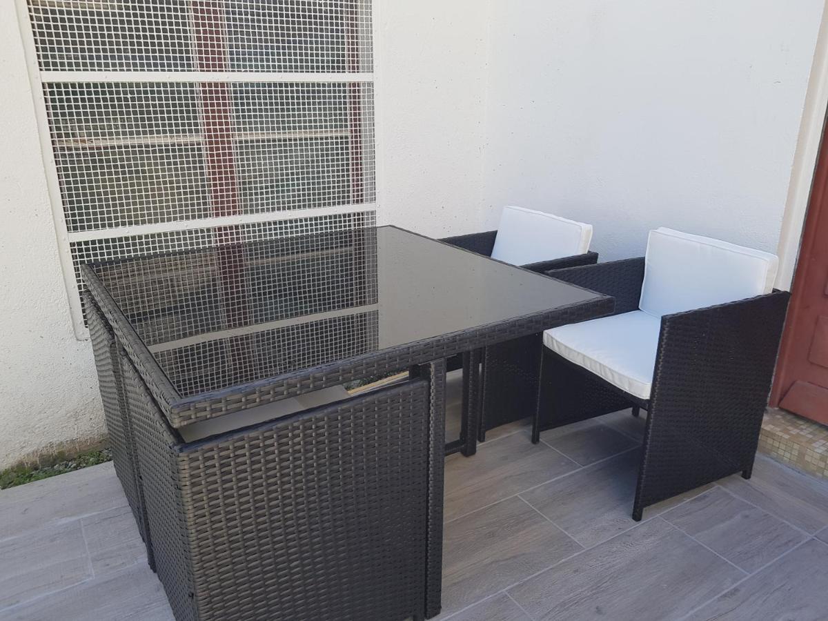 Studio 35M2 Terrasse Et Jardin Quartier Calme Au Centre Ville De Lourdes Exterior foto